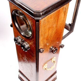 Exceptionnelle visionneuse et graphoscope de parquet