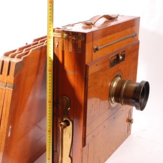 Très grande chambre photographique de voyage