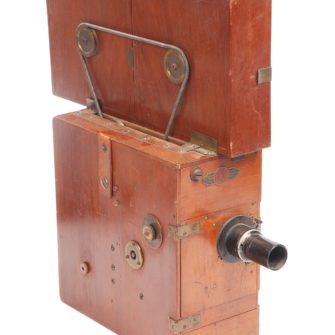 Caméra cinématographique type Prestwich