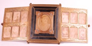 Spectaculaire preÌsentoir aÌ€ photo. (1)