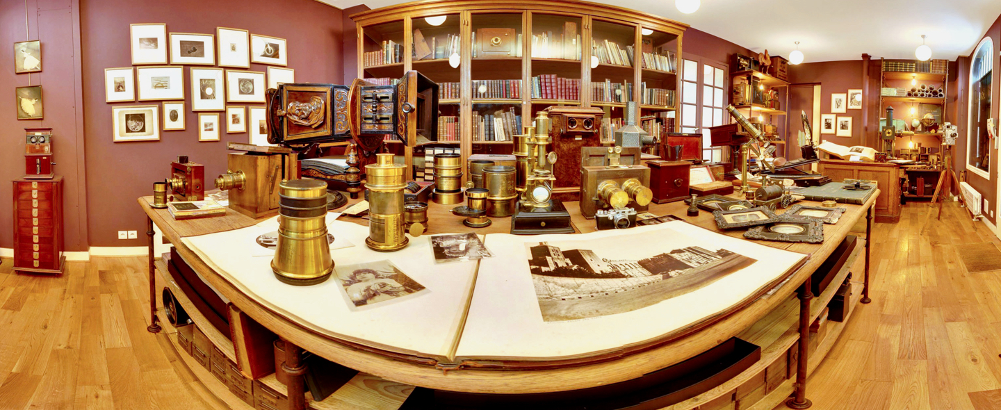 Photographie de la boutique Antiq Photo, rue de Vaugirard, 75 006 Paris