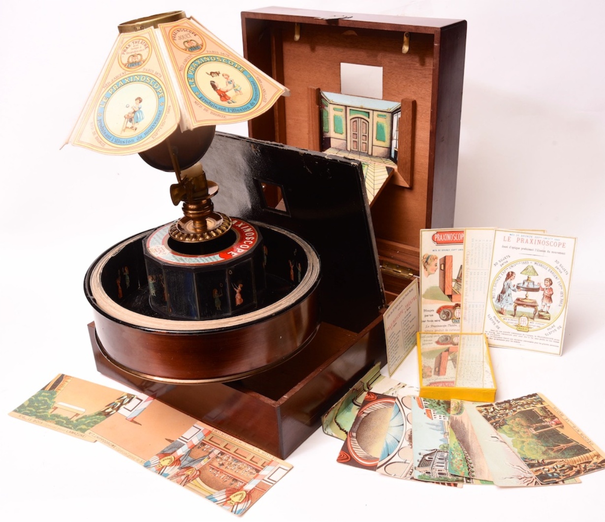 Praxinoscope Invented by Charles-Émile Reynaud – Zoetrope & Praxinoscope Animation Toys