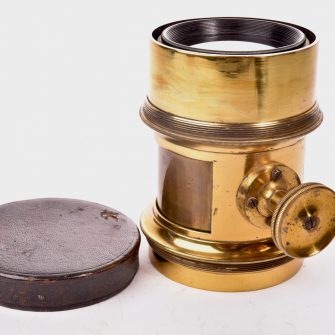 Brass Lens E. Français Paris