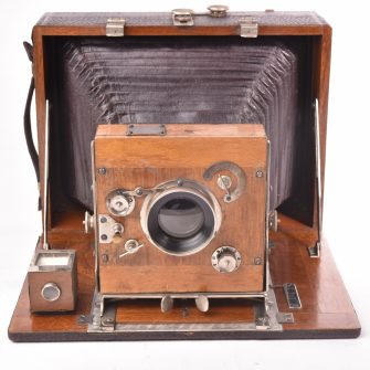 Dr. Lüttke & Arndt “Linos” Folding Plate Camera 13×18