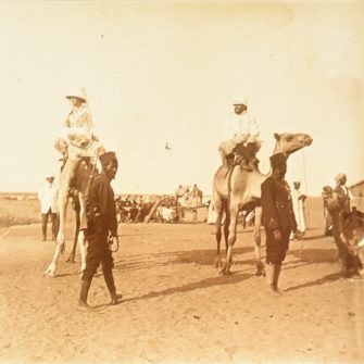 Voyage en Afrique, Paul Adam et sa femme, vers 1910 (x2)