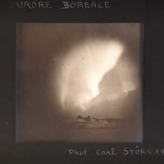 Stereoscopic astronomical photograph, Aurora borealis by Carl Störmer