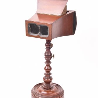 Brewster style stereoscopic viewer on articulated stand