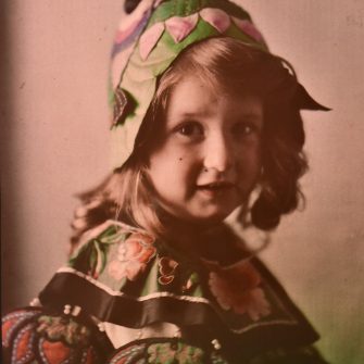 Autochrome, Portrait of a child, 1910