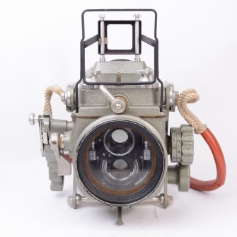 Rolleimarin  underwater film camera system for Rolleiflex