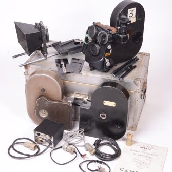 Camera de cinéma ECLAIR Cameflex Standard 16-35mm