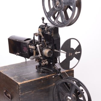 Projecteur 35mm ICA Monopol