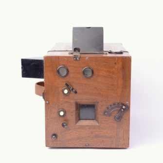 Krügener Delta Magazine Detective 9×12 camera