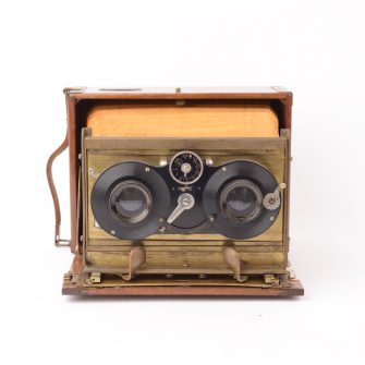 Tropical folding Stereo camera Carl Armster