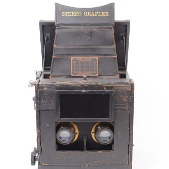 Rare Stereo Auto Graflex camera