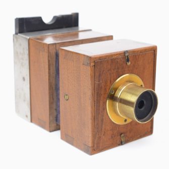 Box camera 8×9 cm