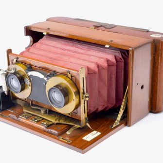 Rare version J Lizars Challenge Stereo folding Tropical Camera avec dos plaques et films