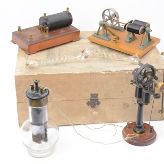 Coffret électrique / jouet scientifique