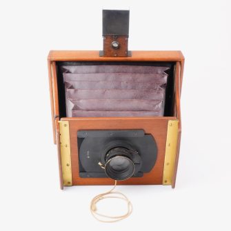 A. Darlot. Appareil photographique à Joues 13 x 18 cm