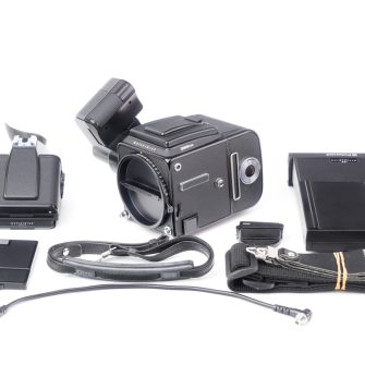 Ensemble HASSELBLAD 2003 FCW avec accessoires