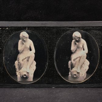 Daguerréotype stéréoscopique, nymphe au miroir