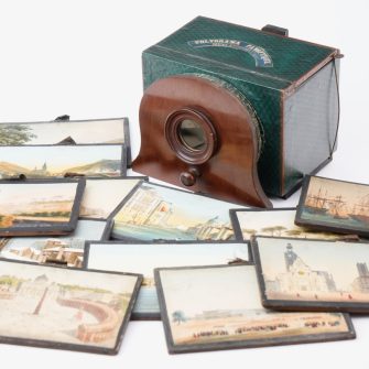 Petit Polyorama panoptique et 12 vues d’Europe