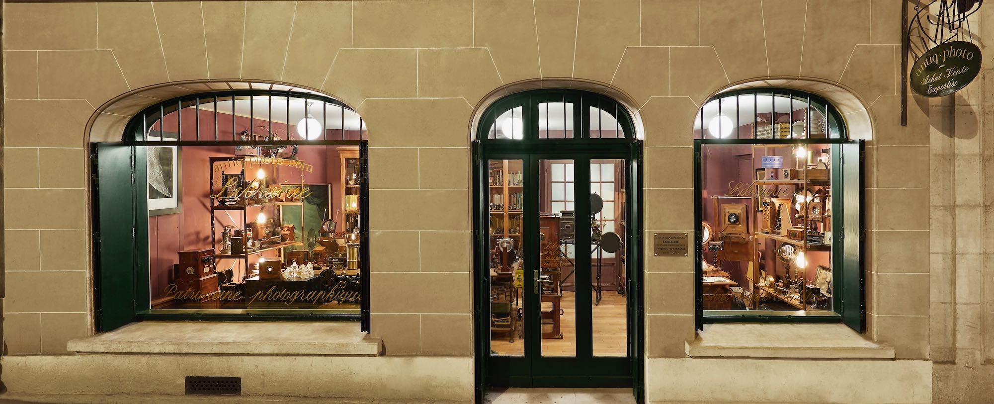 Nos boutiques à Paris — nous trouver